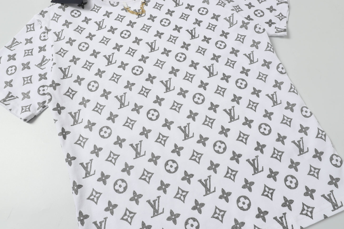 145RE152UDE Stylish T-shirt