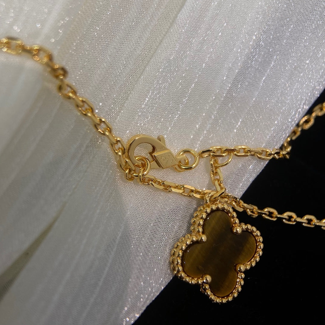 5XVA182KDE Stylish 6 flowers necklaces
