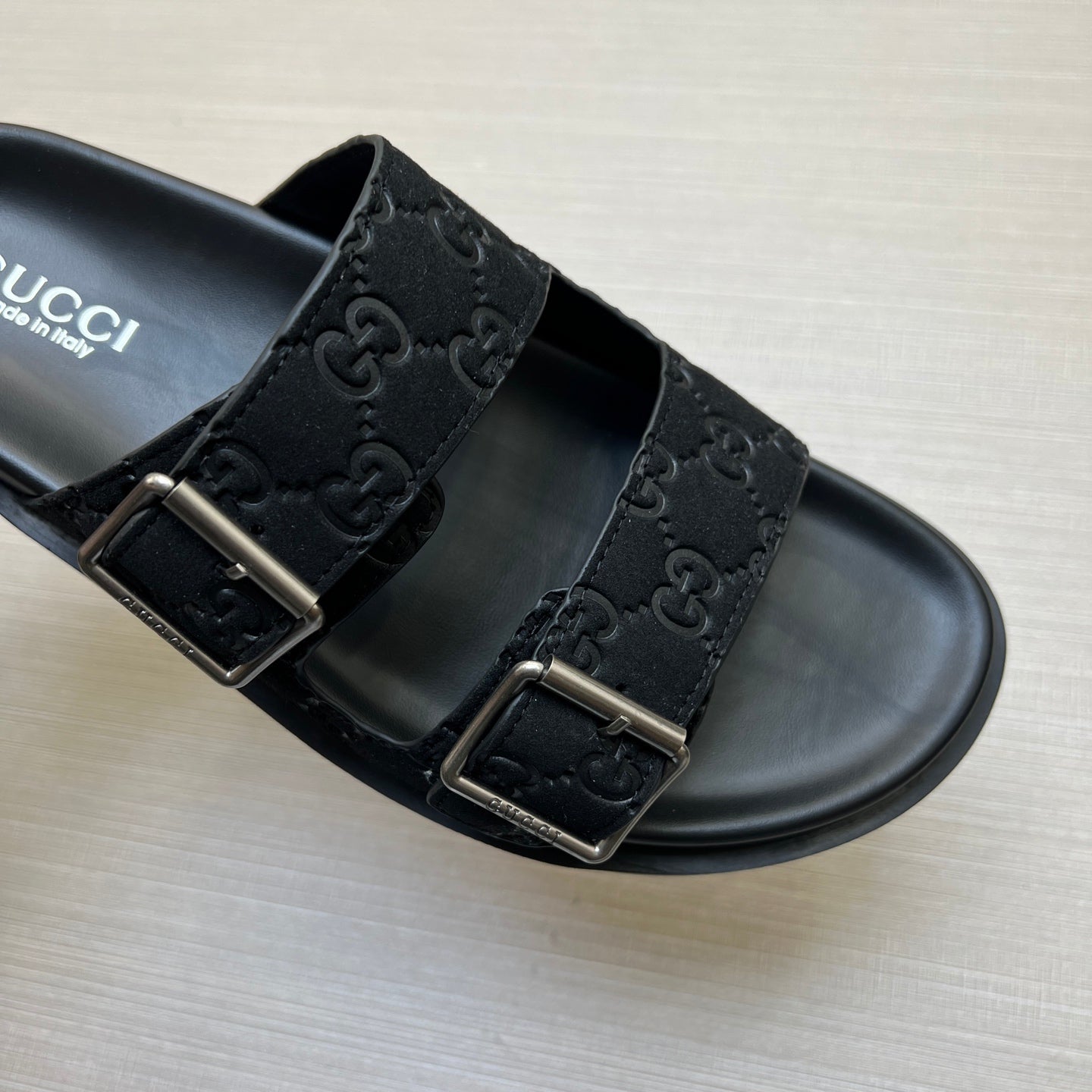 5QB15ZDE Stylish Slippers