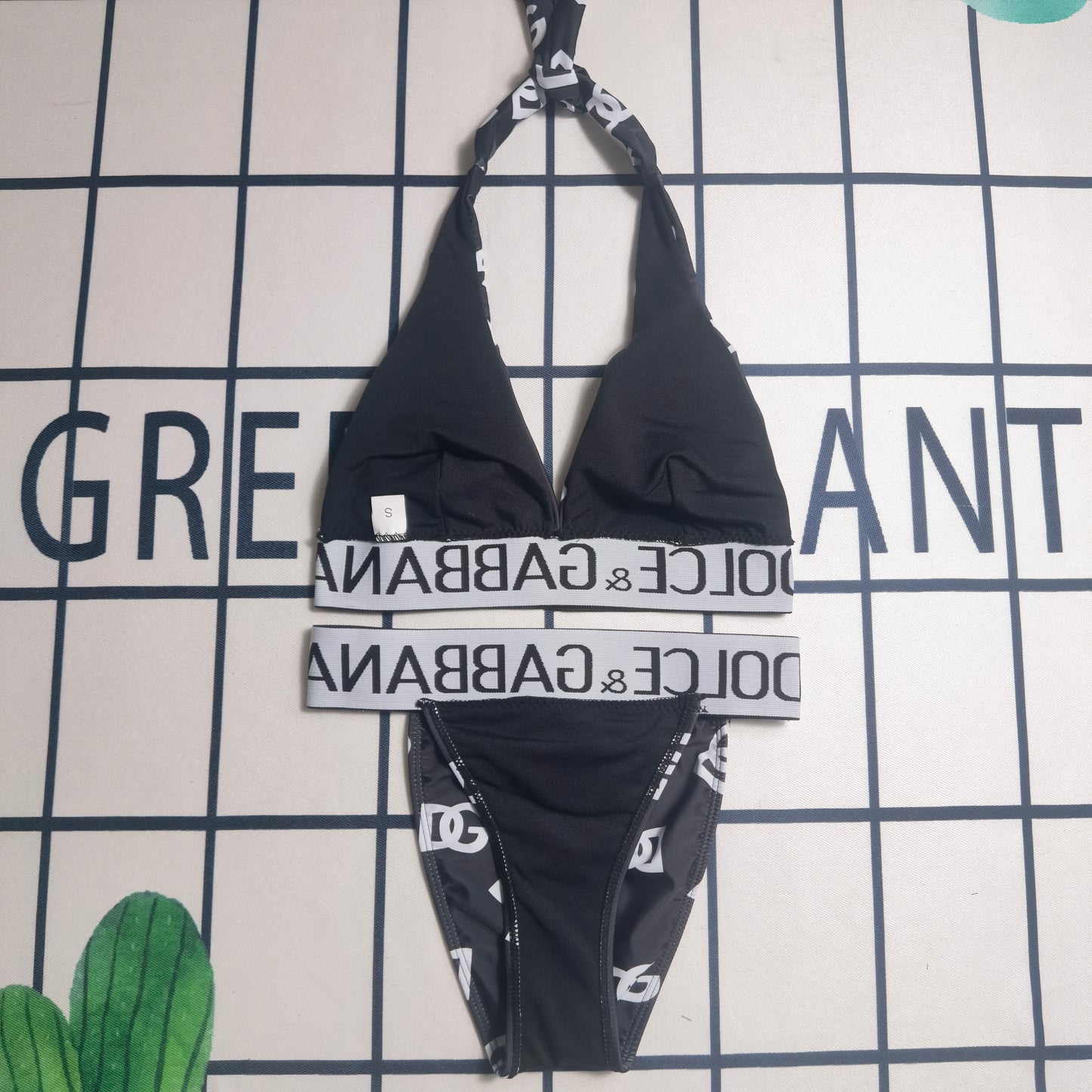 14A199YDE Stylish Bikini swimsuit