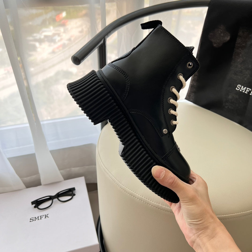 1JA16ZDE Stylish leather boots