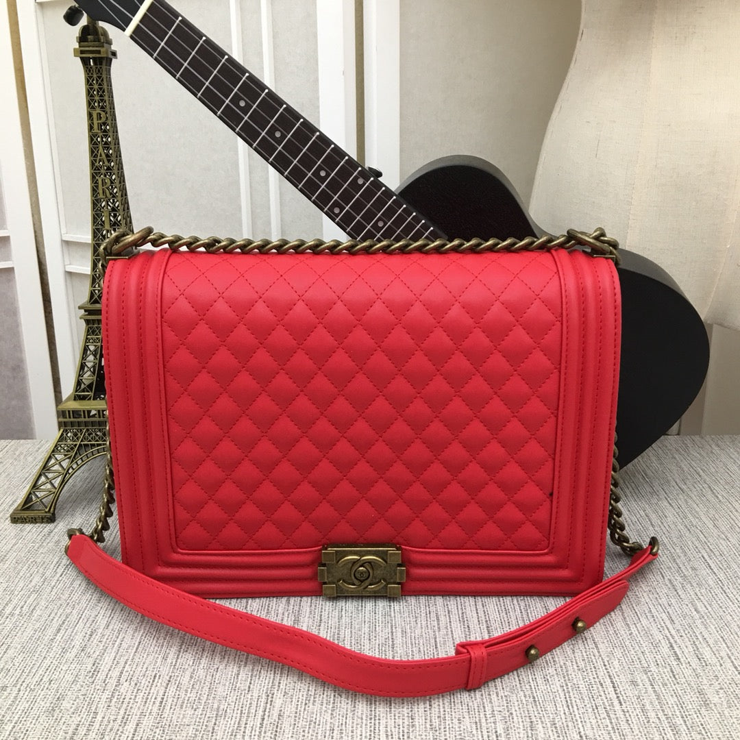 5C60BDE Stylish leather bag