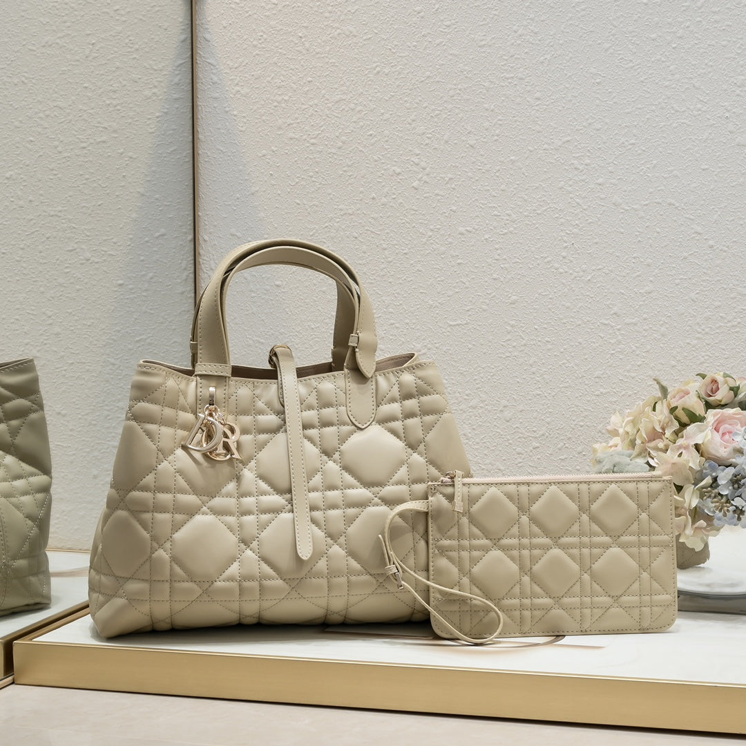2XD359BDE Stylish leather bag