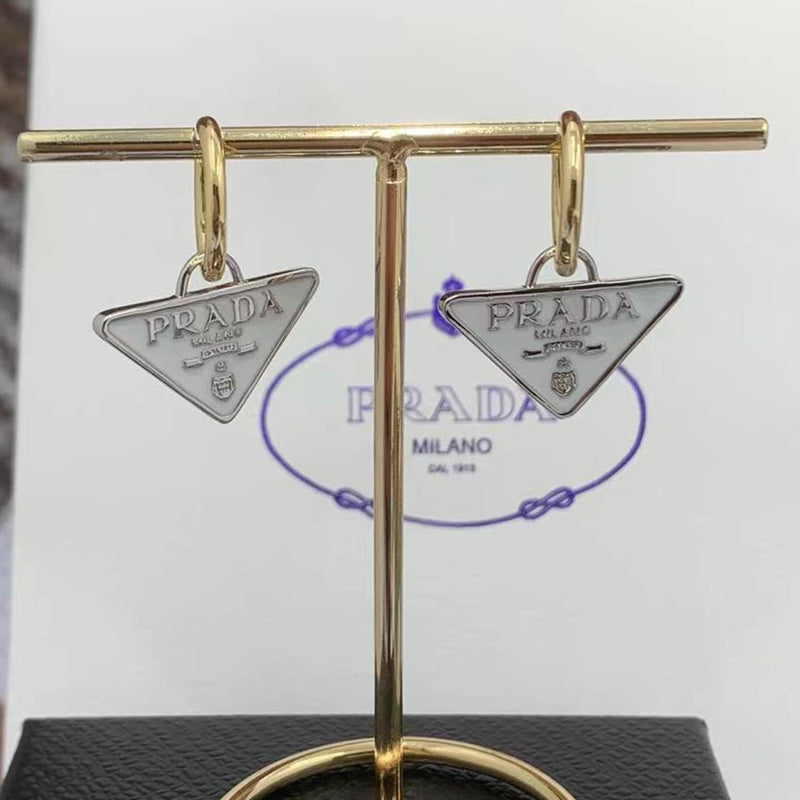 3PD713EDE Stylish Earrings