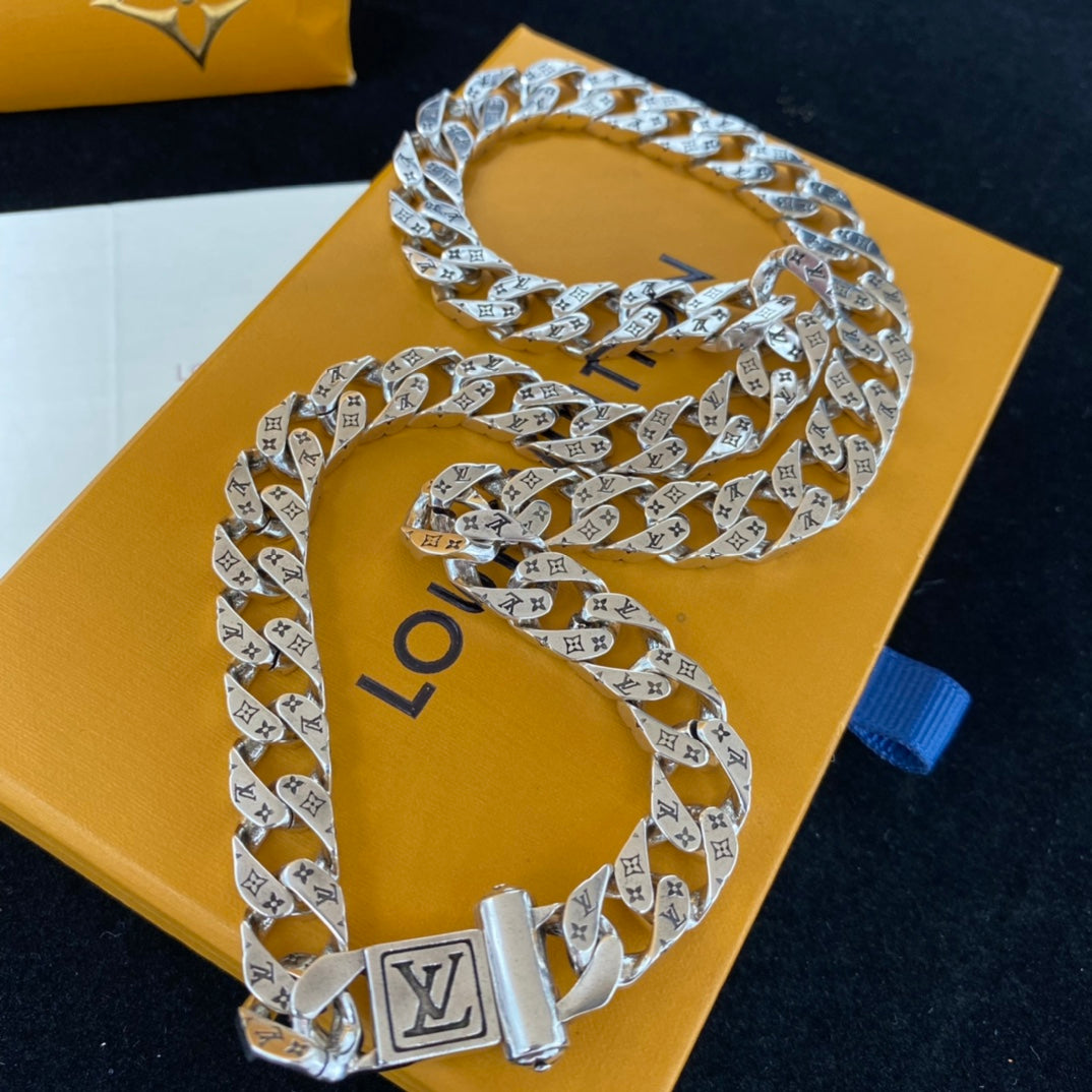 1XE612XDE Stylish Bracelets Necklaces