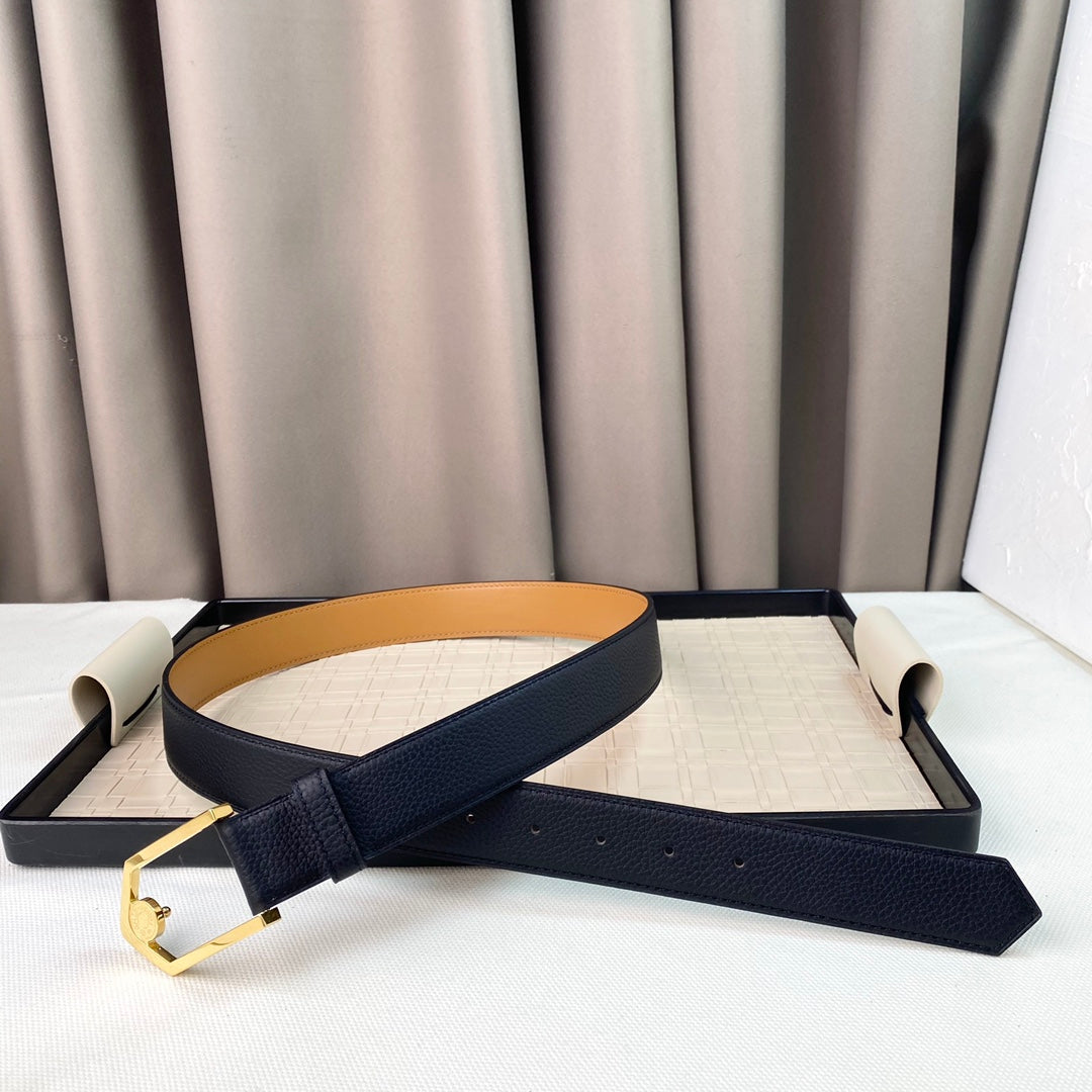 14H107PDE Stylish High quality belt With full package