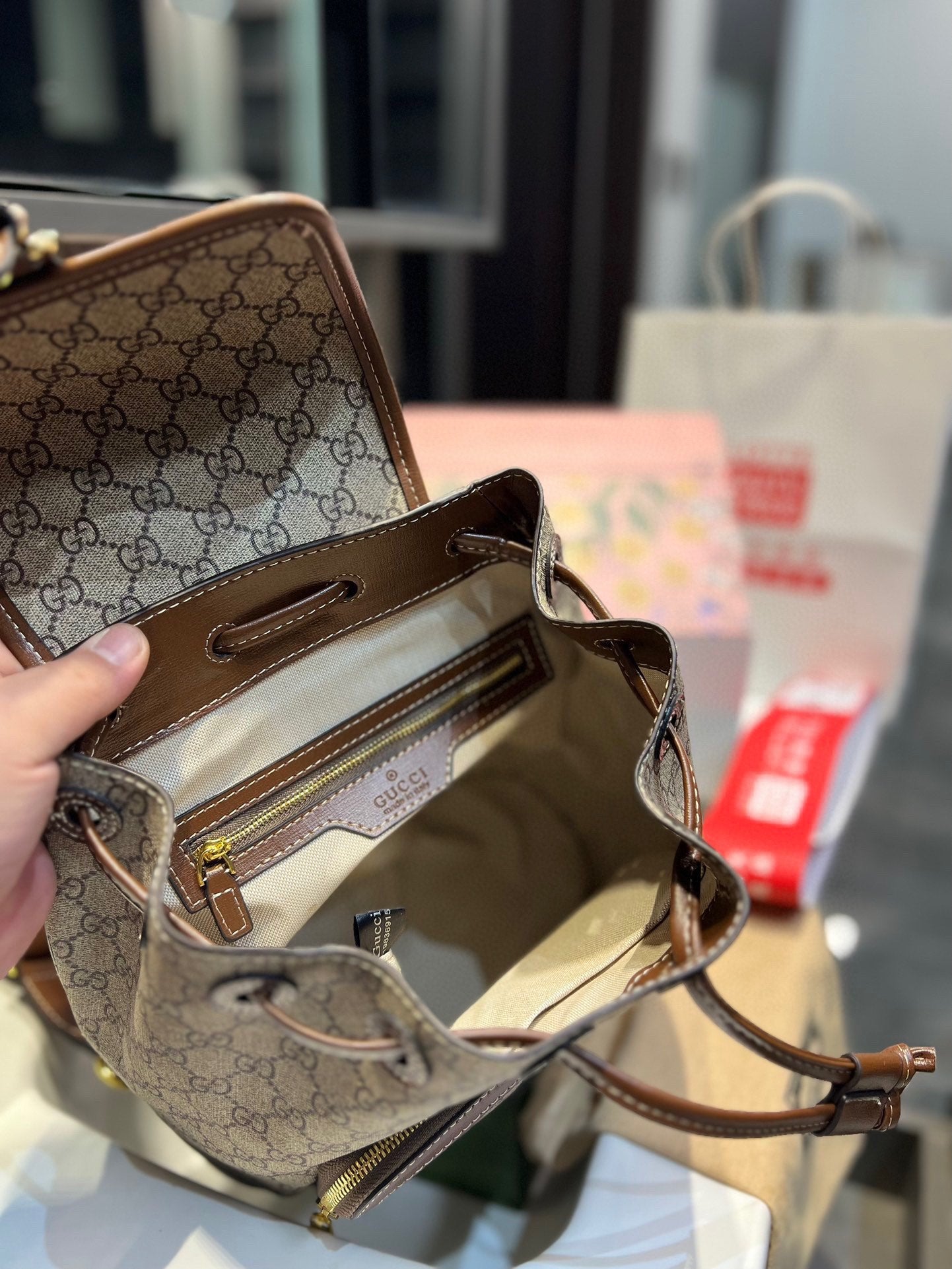 6XB224BDE Stylish leather backpacks