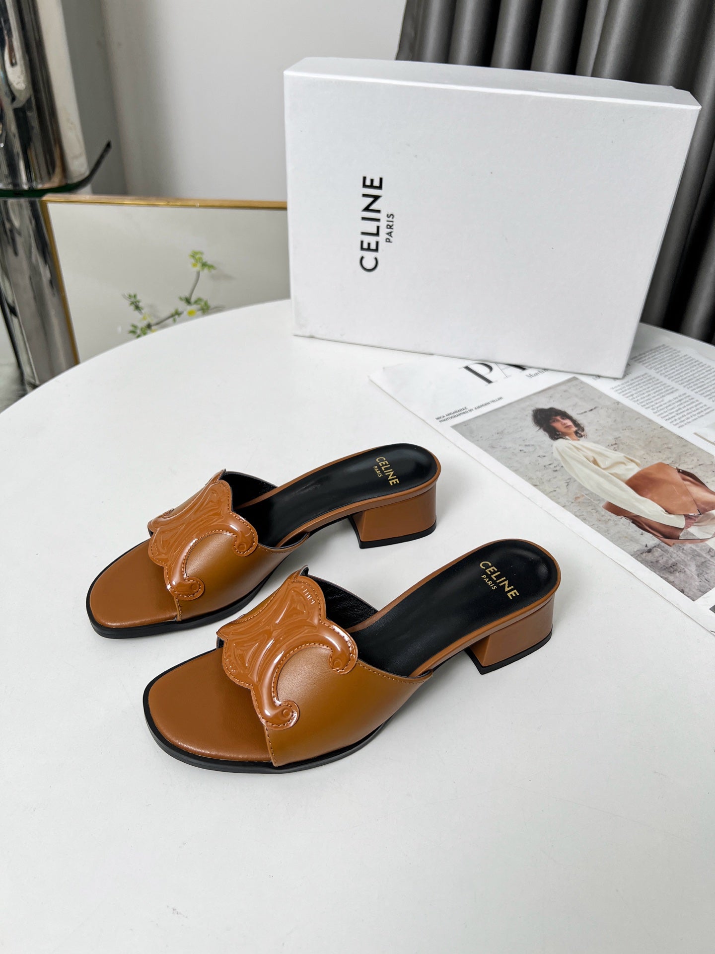 255QA51ZDE Stylish leather shoes