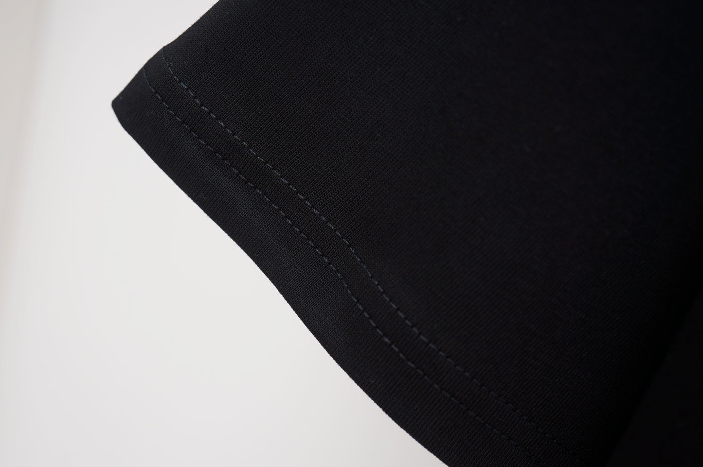 165NB21UDE Stylish T-shirt