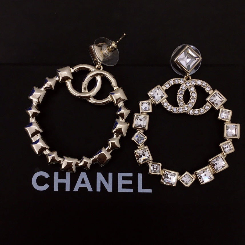 14C745EDE Stylish Earrings