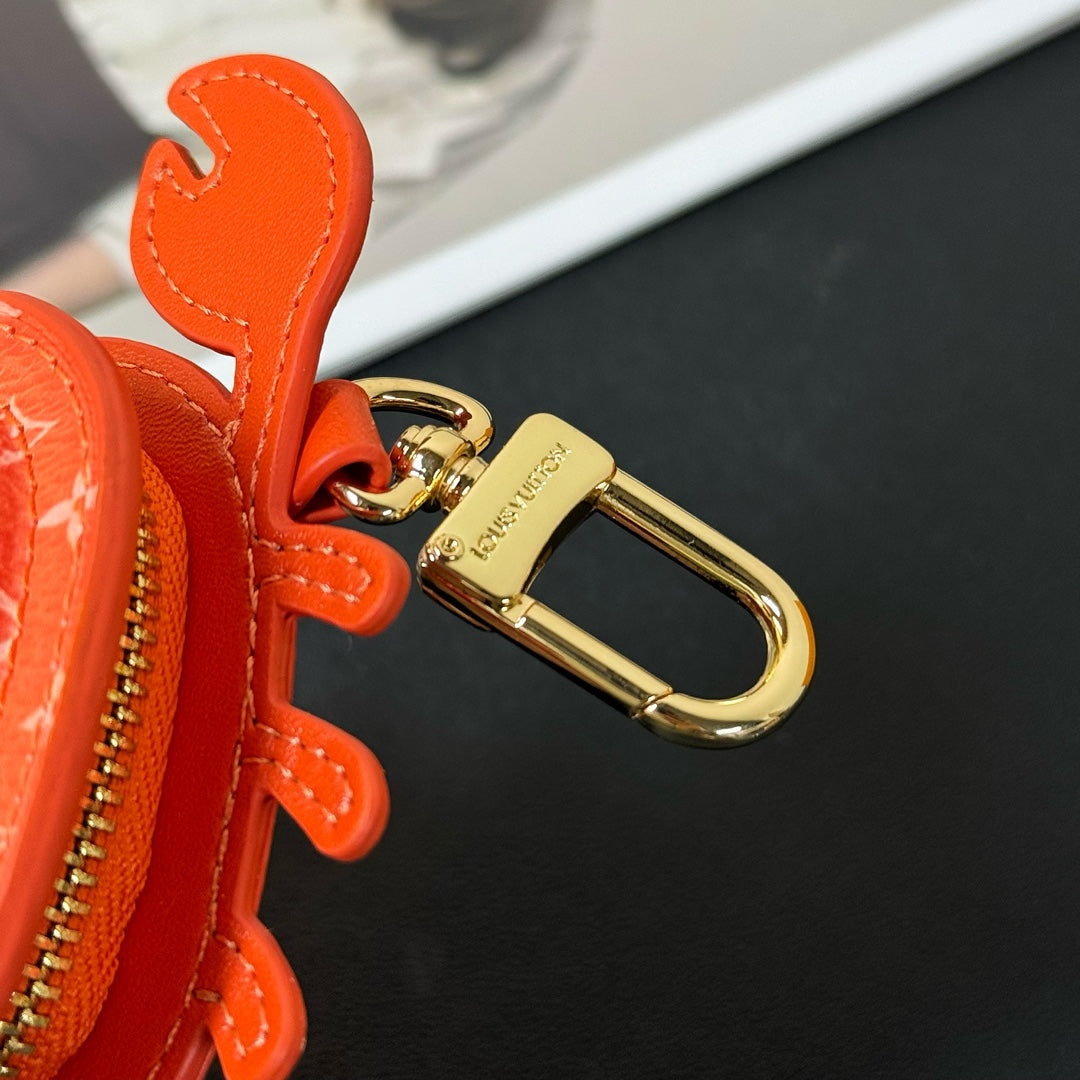 14E26ADE Stylish key closure