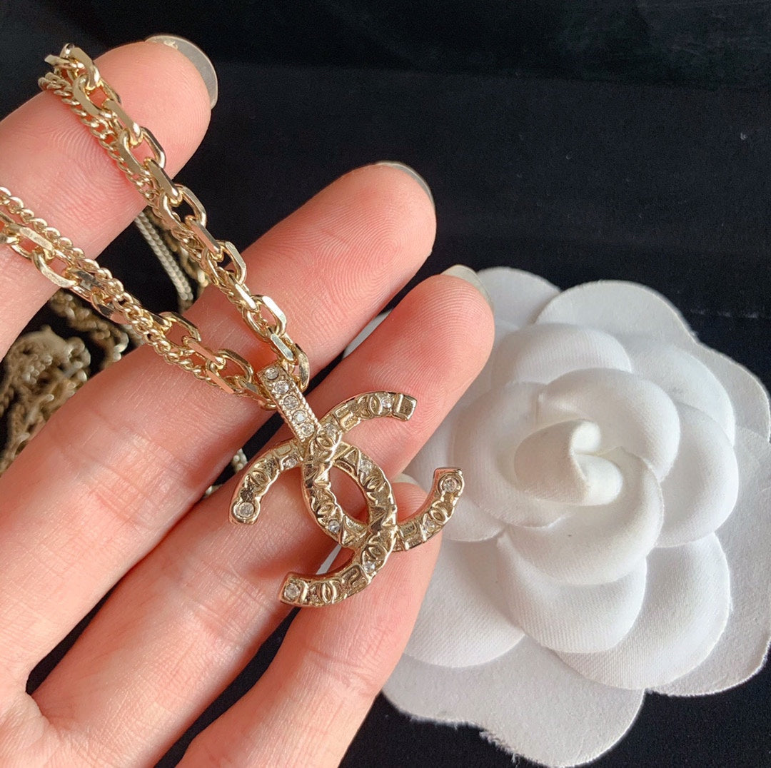 1YC239XDE Stylish Necklaces