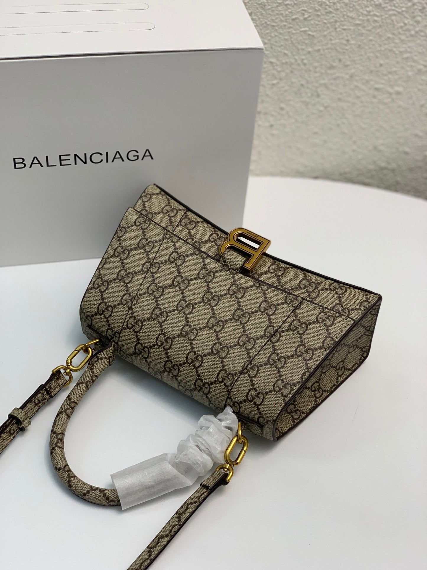 1B40BDE Stylish leather bag