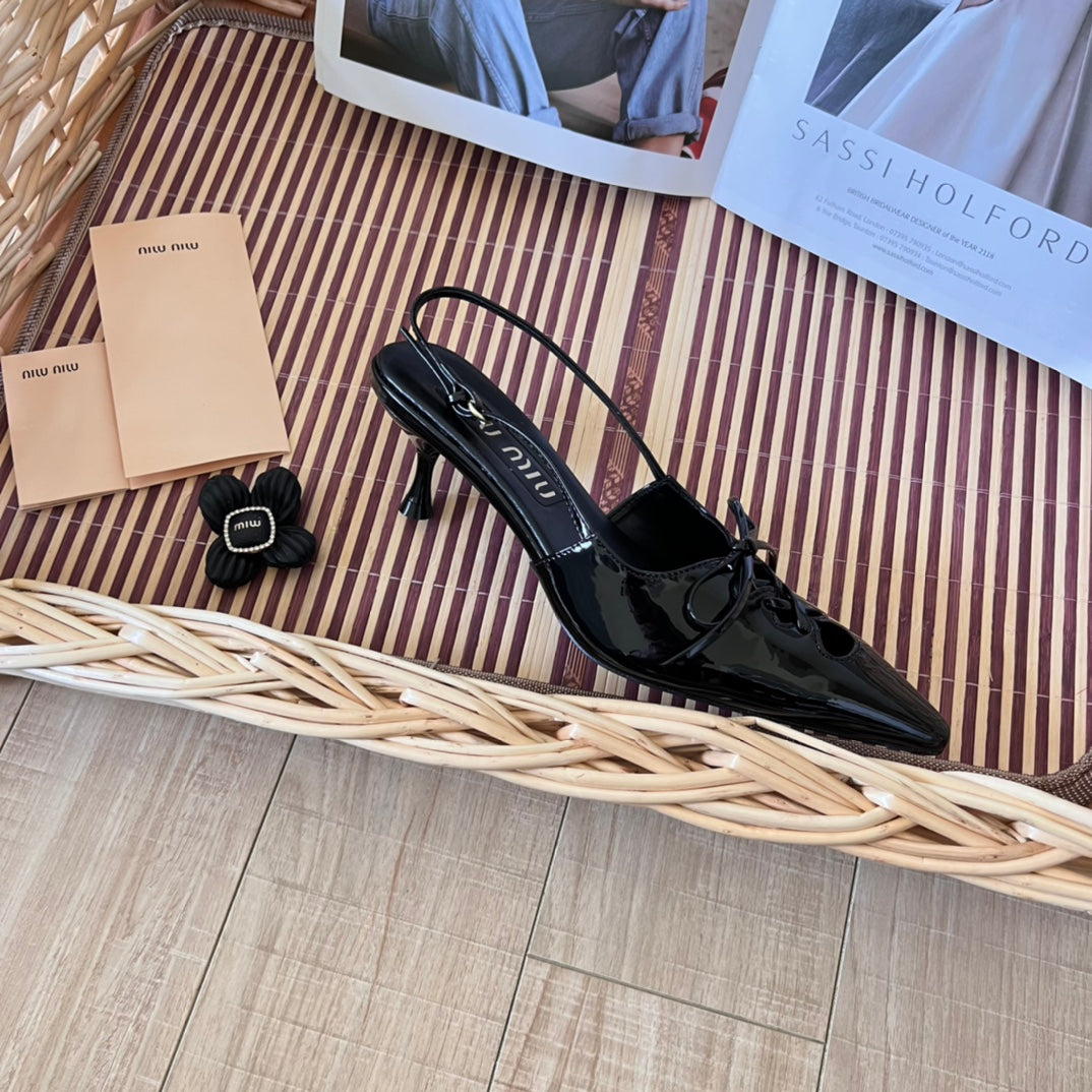 14A197ZDE Stylish High heels Heel height 5cm