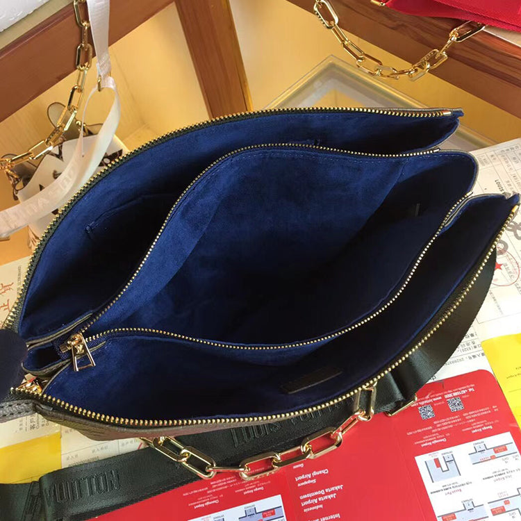 2E42BDE Stylish leather bag