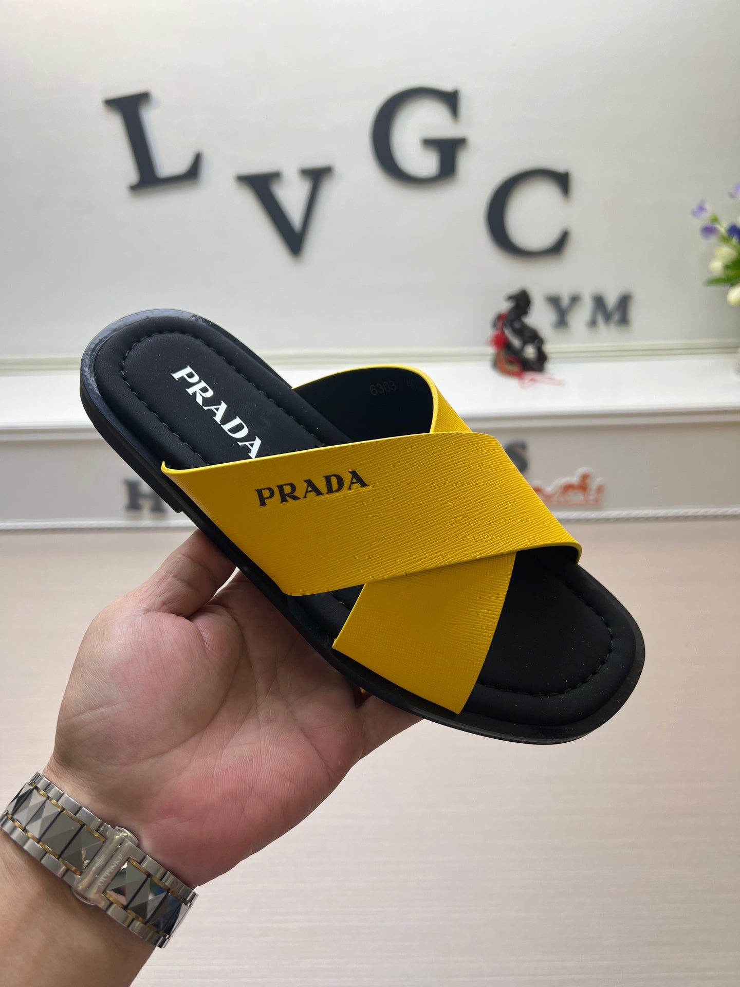 54PD75ZDE Stylish slippers