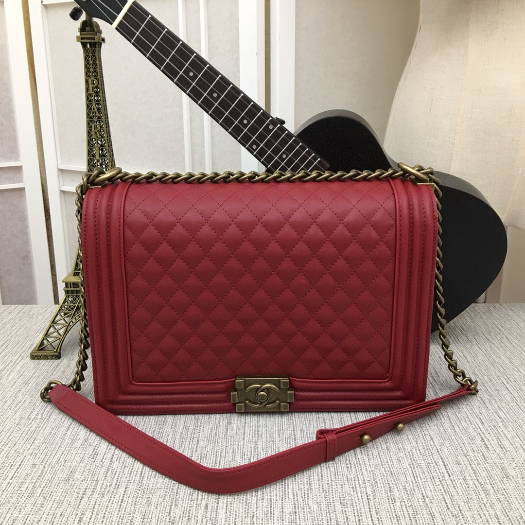 5C60BDE Stylish leather bag
