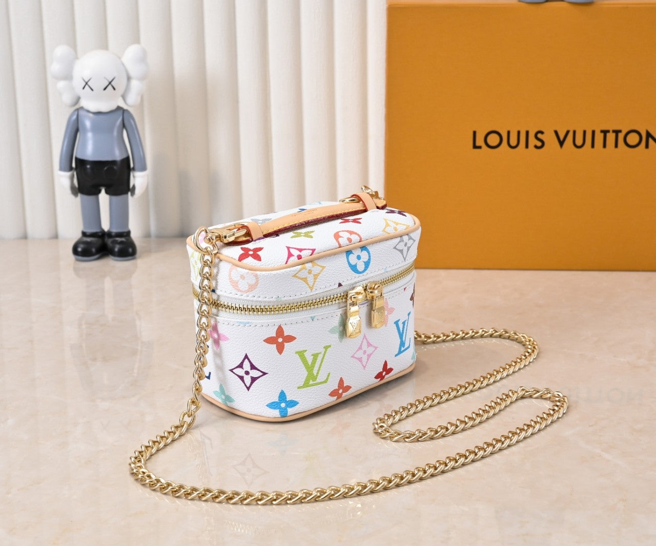 15XE11BDE Stylish leather bag