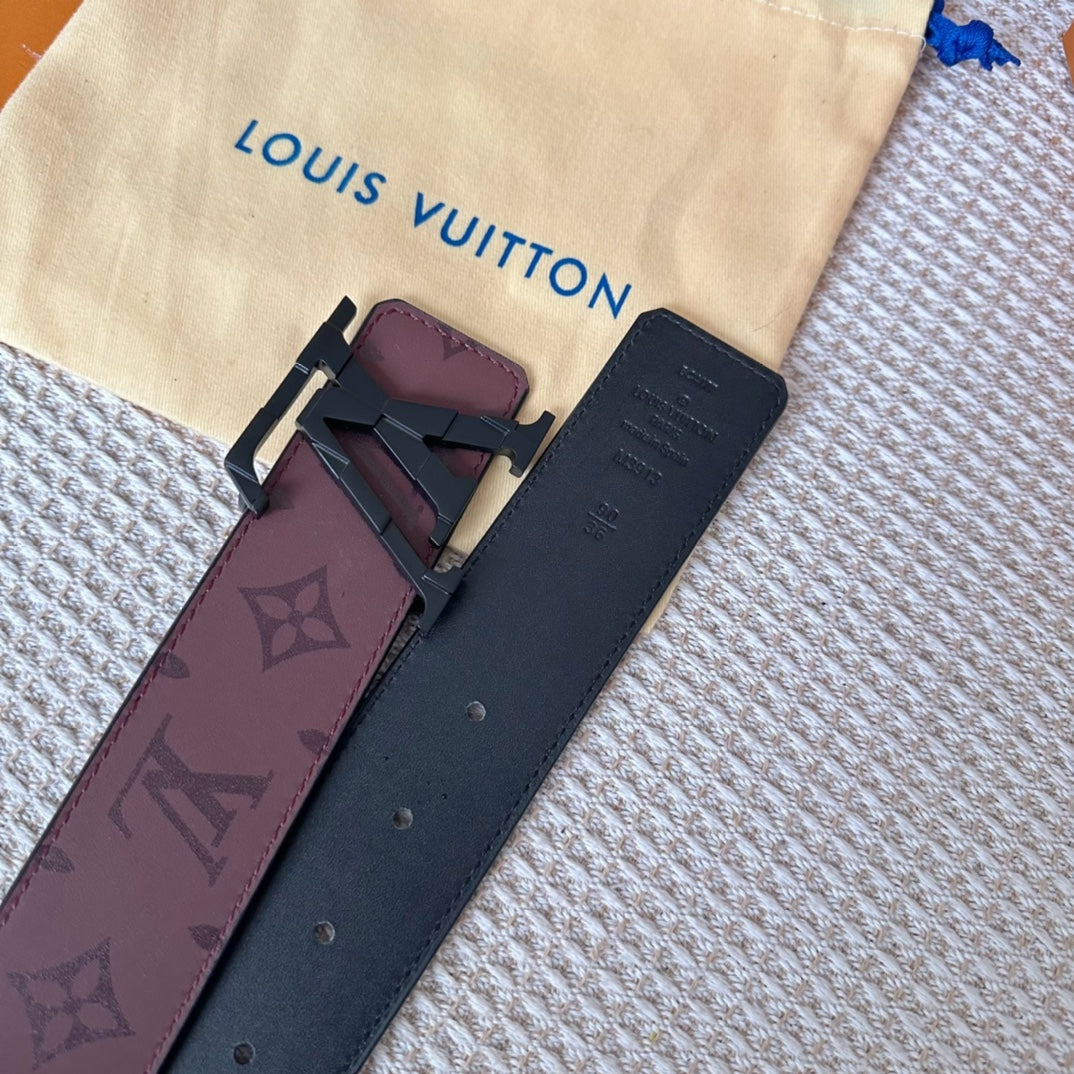 14E150PDE Stylish High quality belt With full package