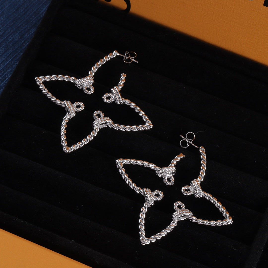 14E508EDE Stylish Earrings