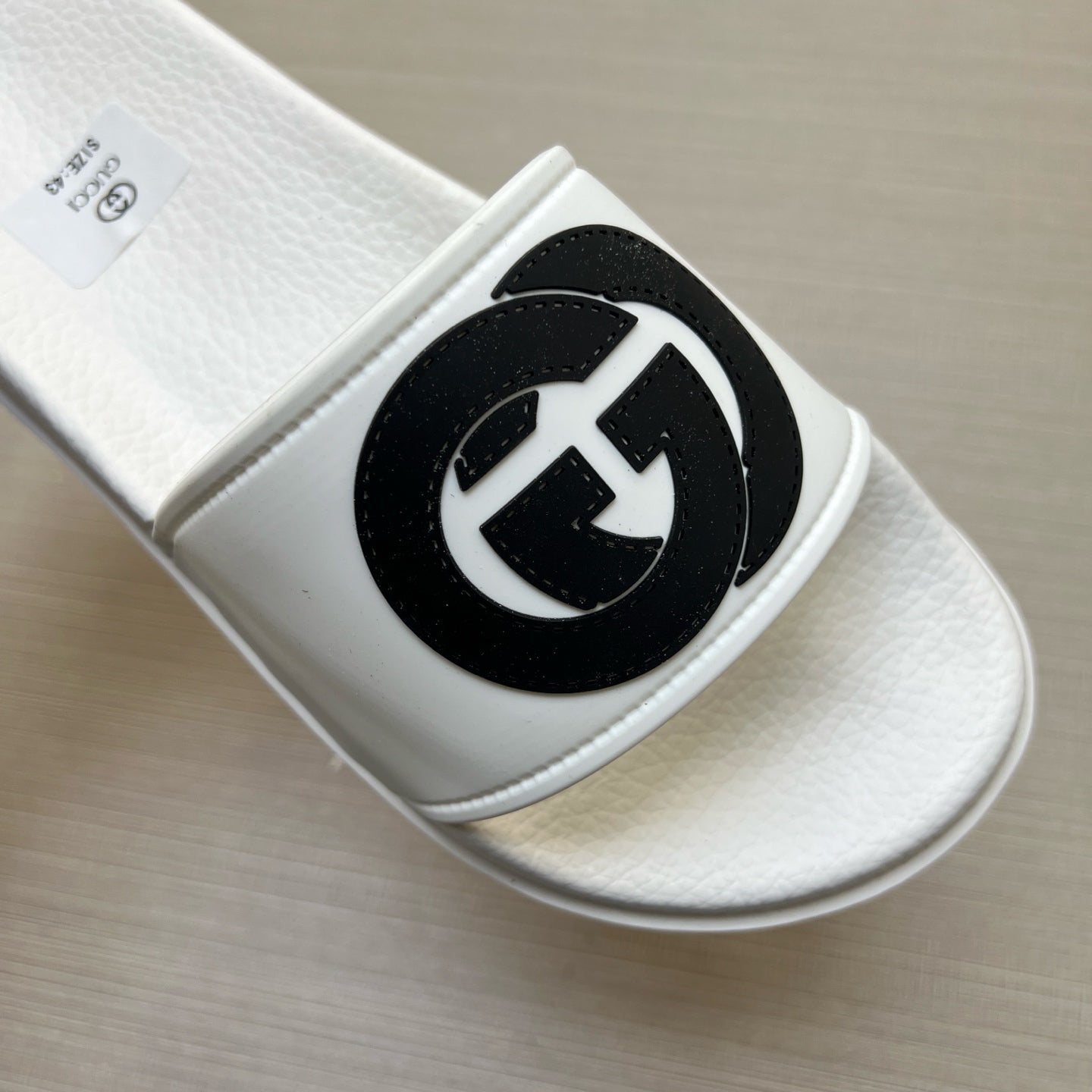 5QB18ZDE Stylish Slippers