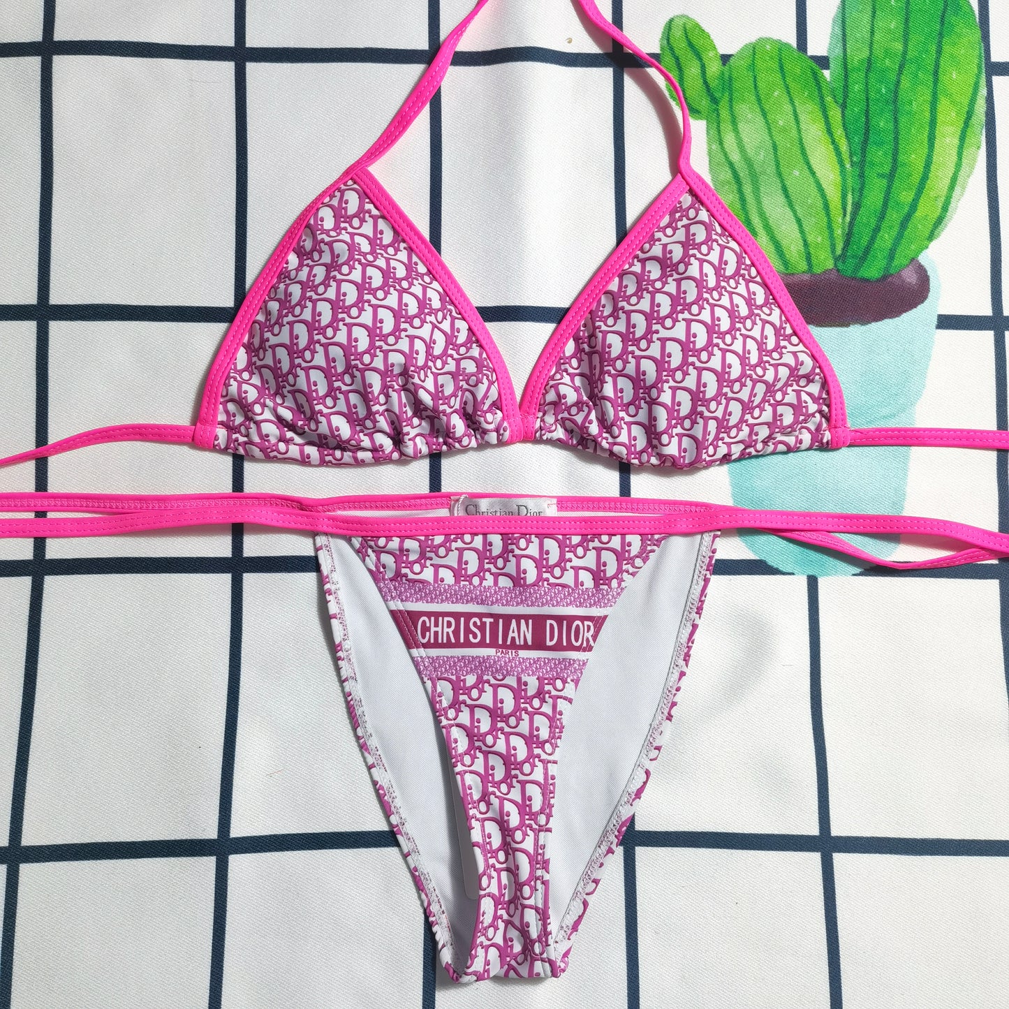 14D244YDE Stylish Bikini swimsuit
