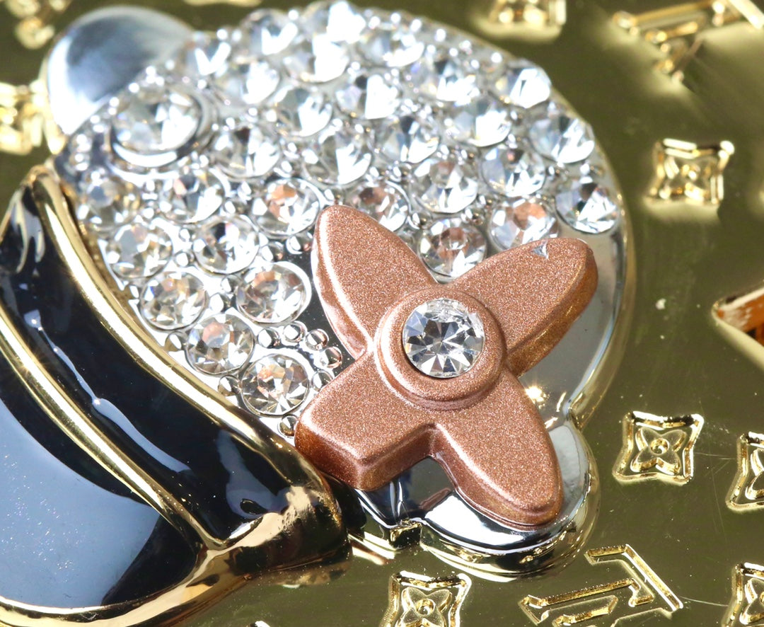 14E67ADE Stylish key closure