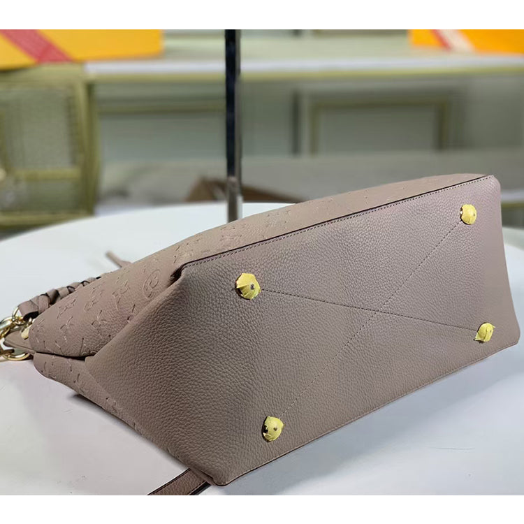 2E70BDE Stylish leather bag