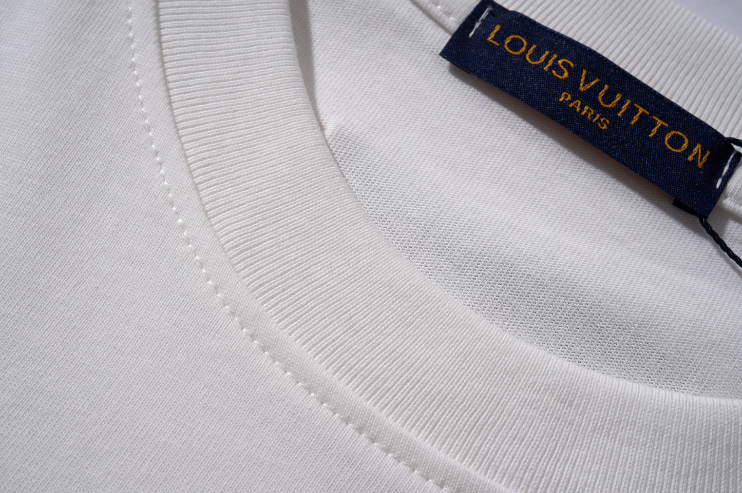 145RE141UDE Stylish T-shirt