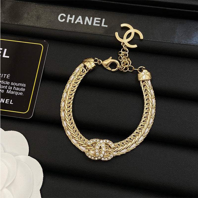 1XC591XDE Stylish Earrings Bracelets Necklaces