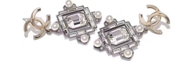 14C50EDE Stylish Earrings