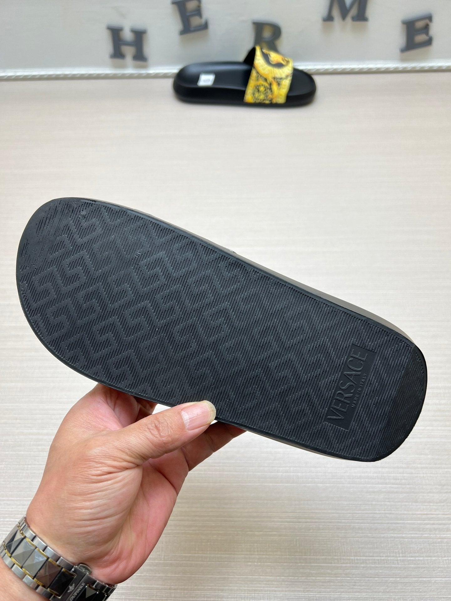 54V163ZDE Stylish slippers