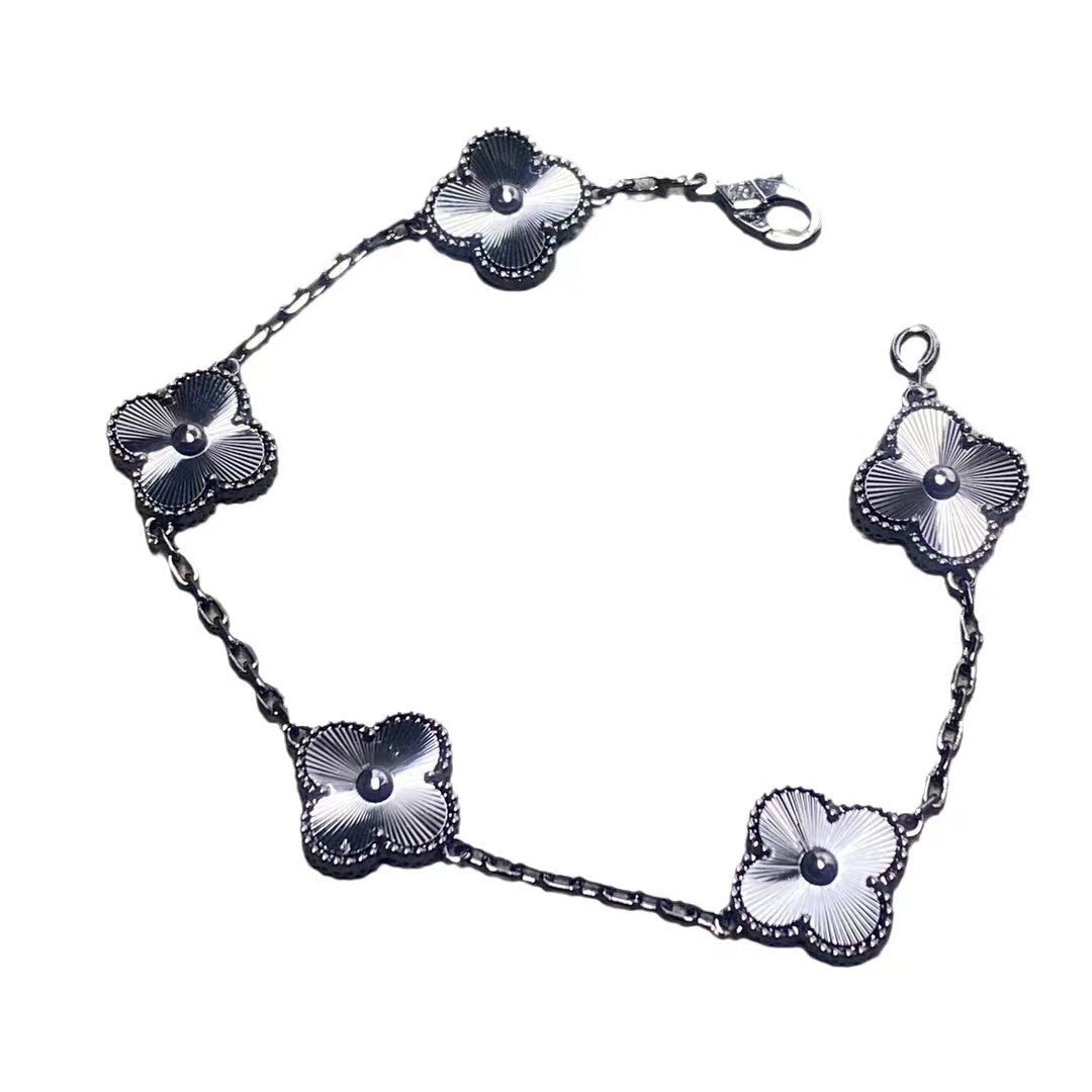 5XVA185KDE Stylish rings,earrings, bracelets,necklaces