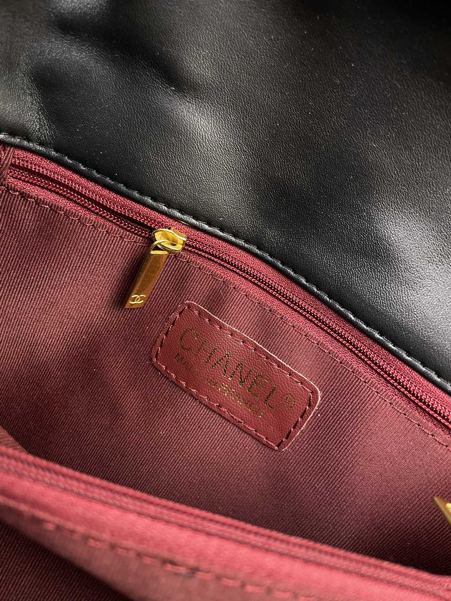 1XC98BDE Stylish leather bag