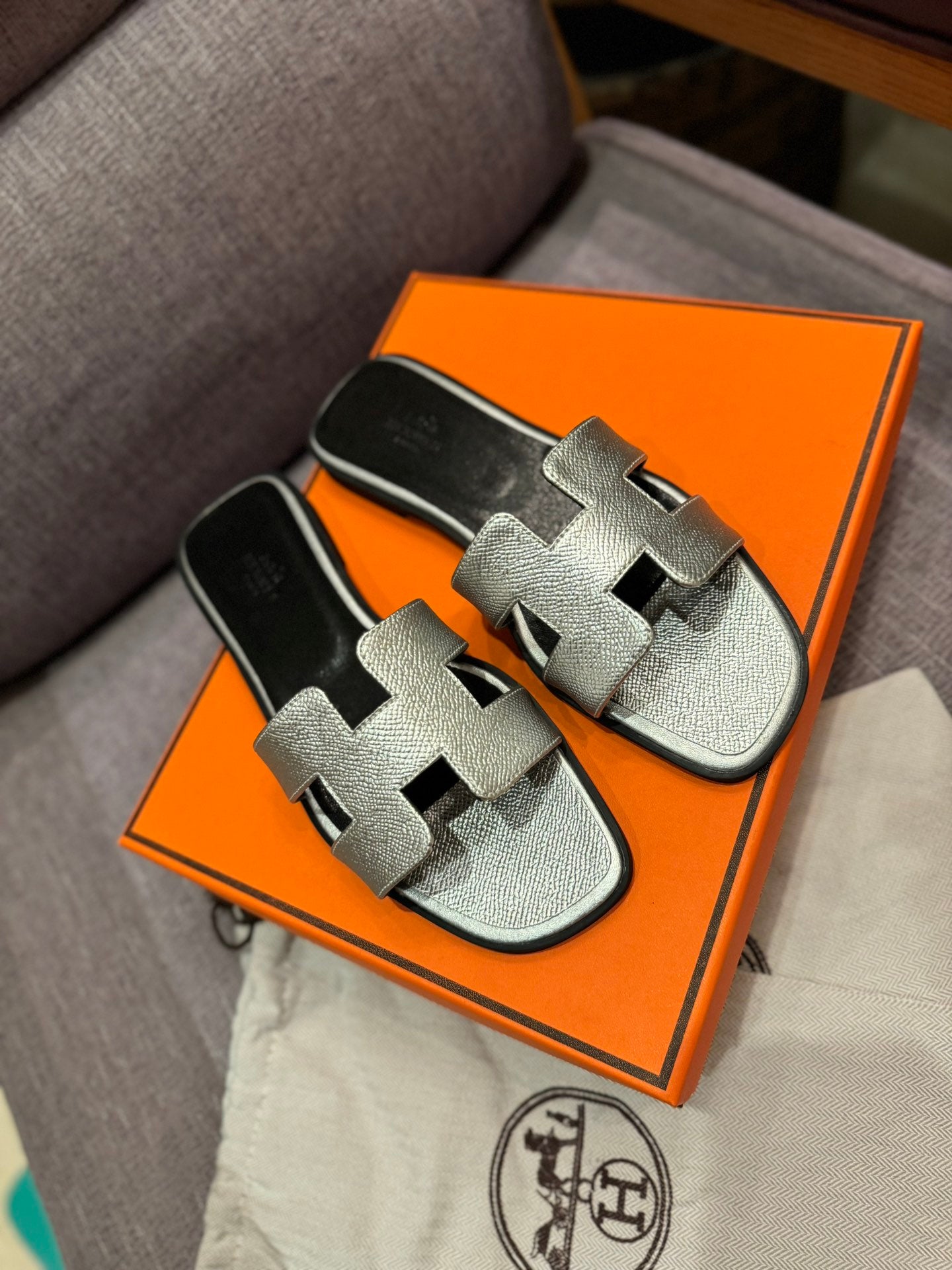 155ZH311ZDE Stylish Slippers