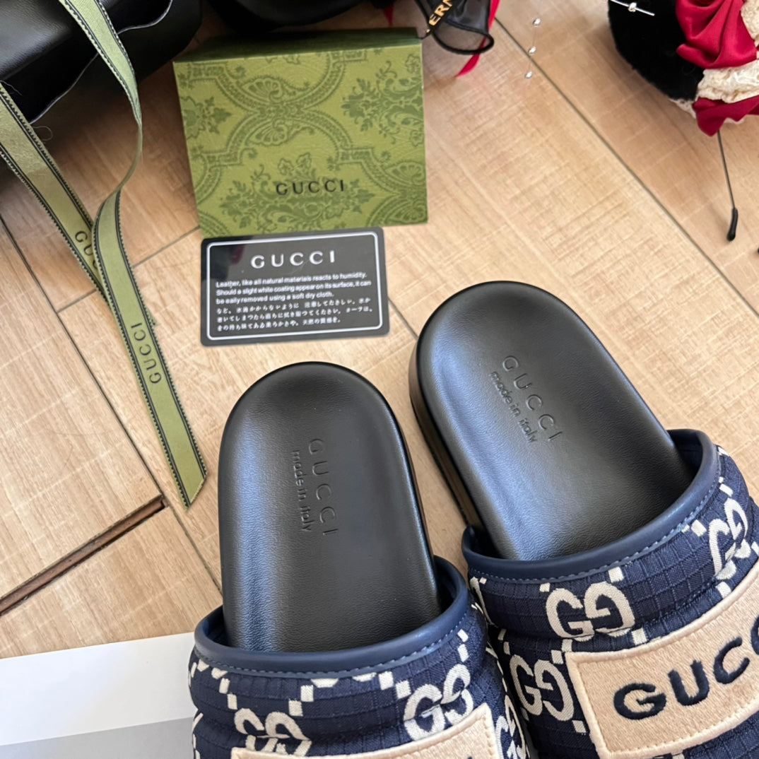 14B84ZDE Stylish Slippers