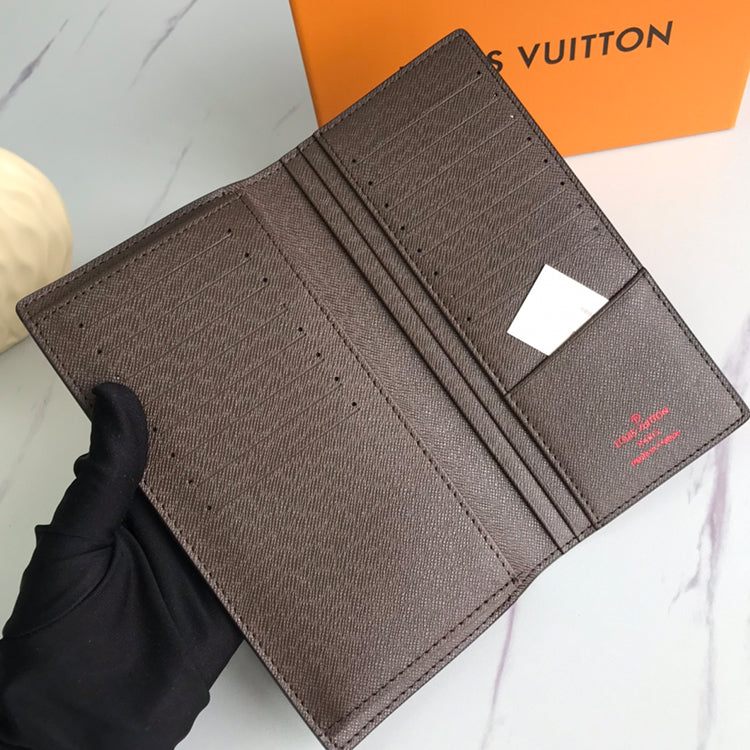 E2BDE Stylish leather wallets