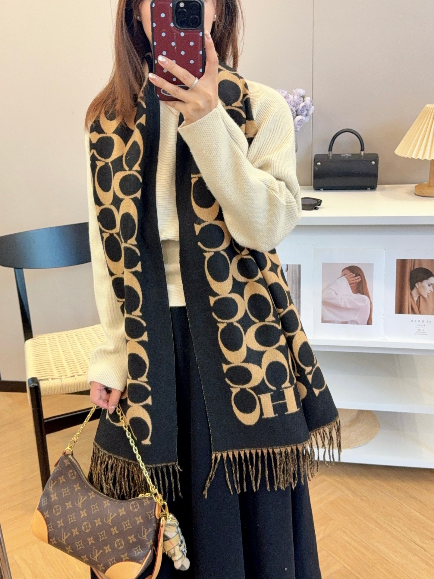 185ZA63WDE Stylish Winter Scarves