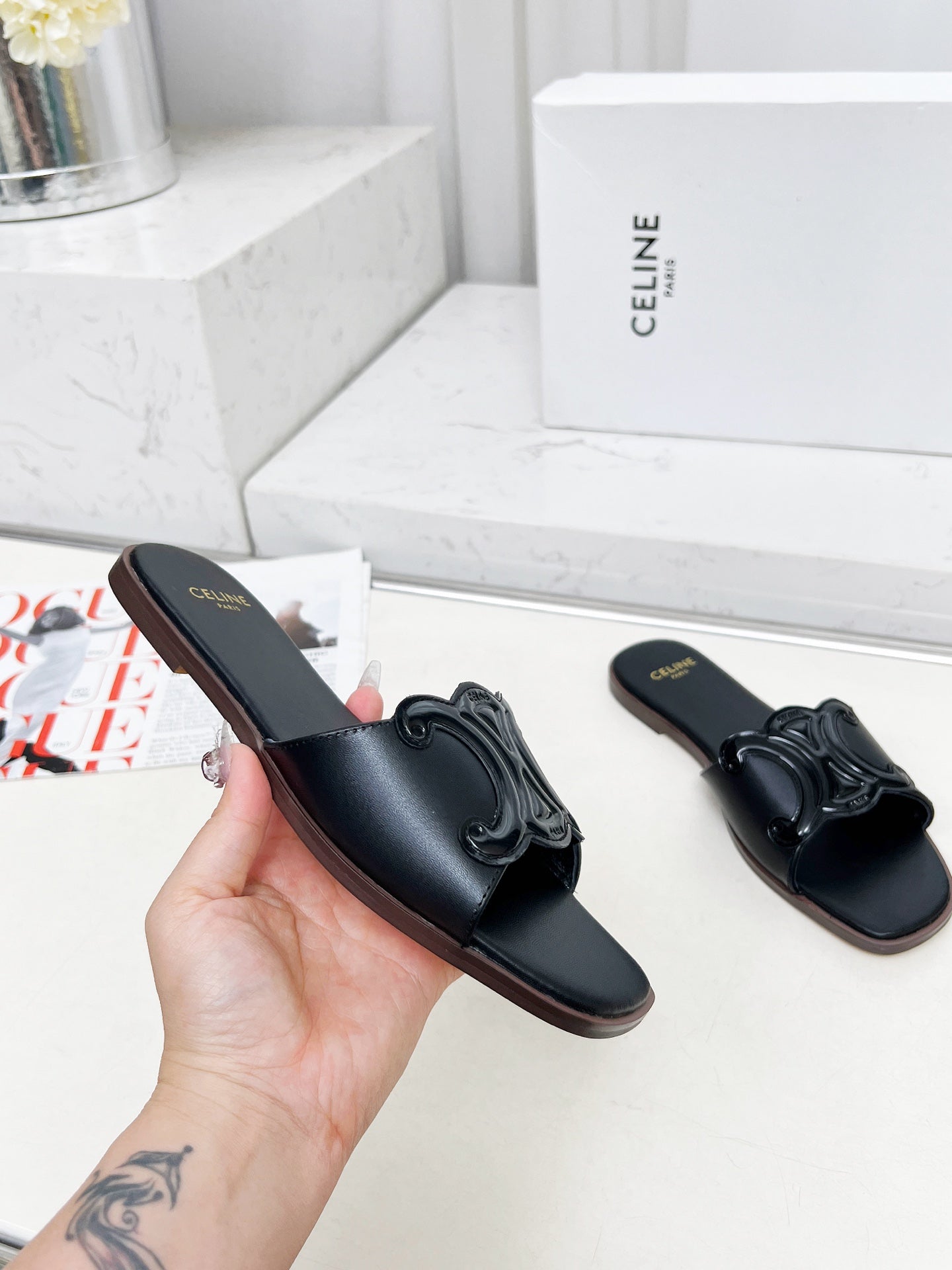 255QA52ZDE Stylish leather shoes