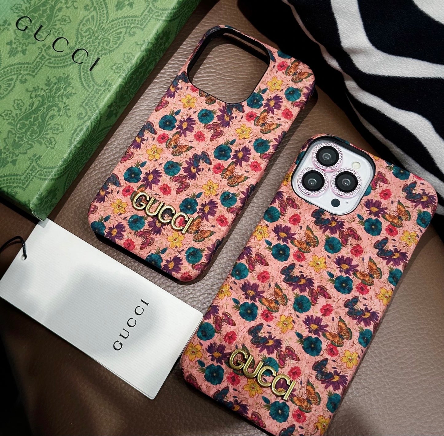 165RB82ADE Stylish Phone Case