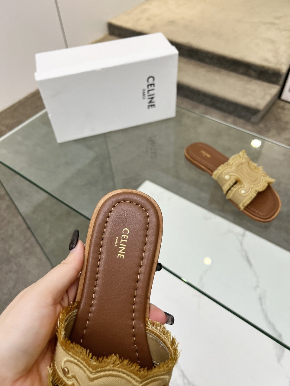 255QA25ZDE Stylish leather shoes