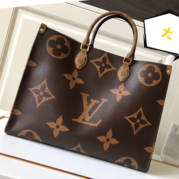 1E41BDE Stylish leather bag