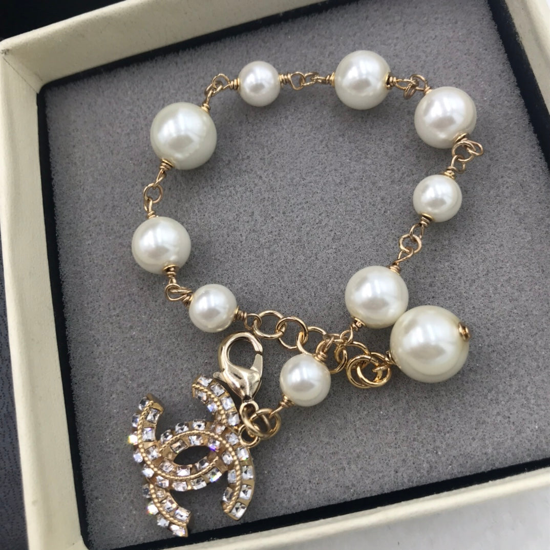 14C205KDE Stylish Bracelets