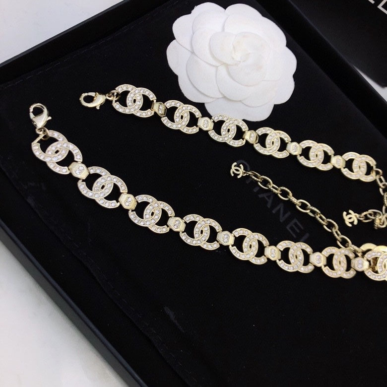 1C19XDE Stylish Bracelets