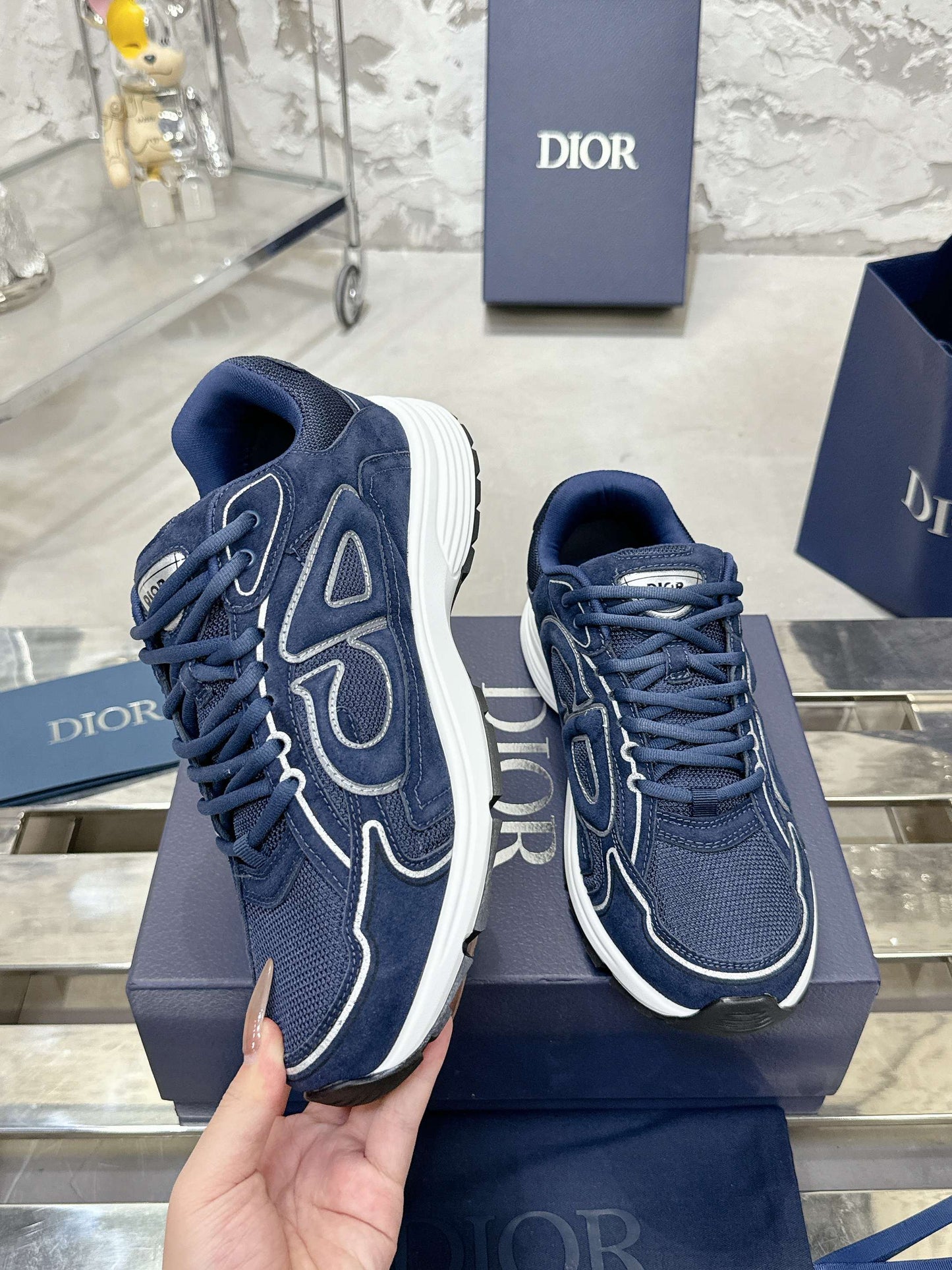 245RD2ZDE Stylish Sneakers