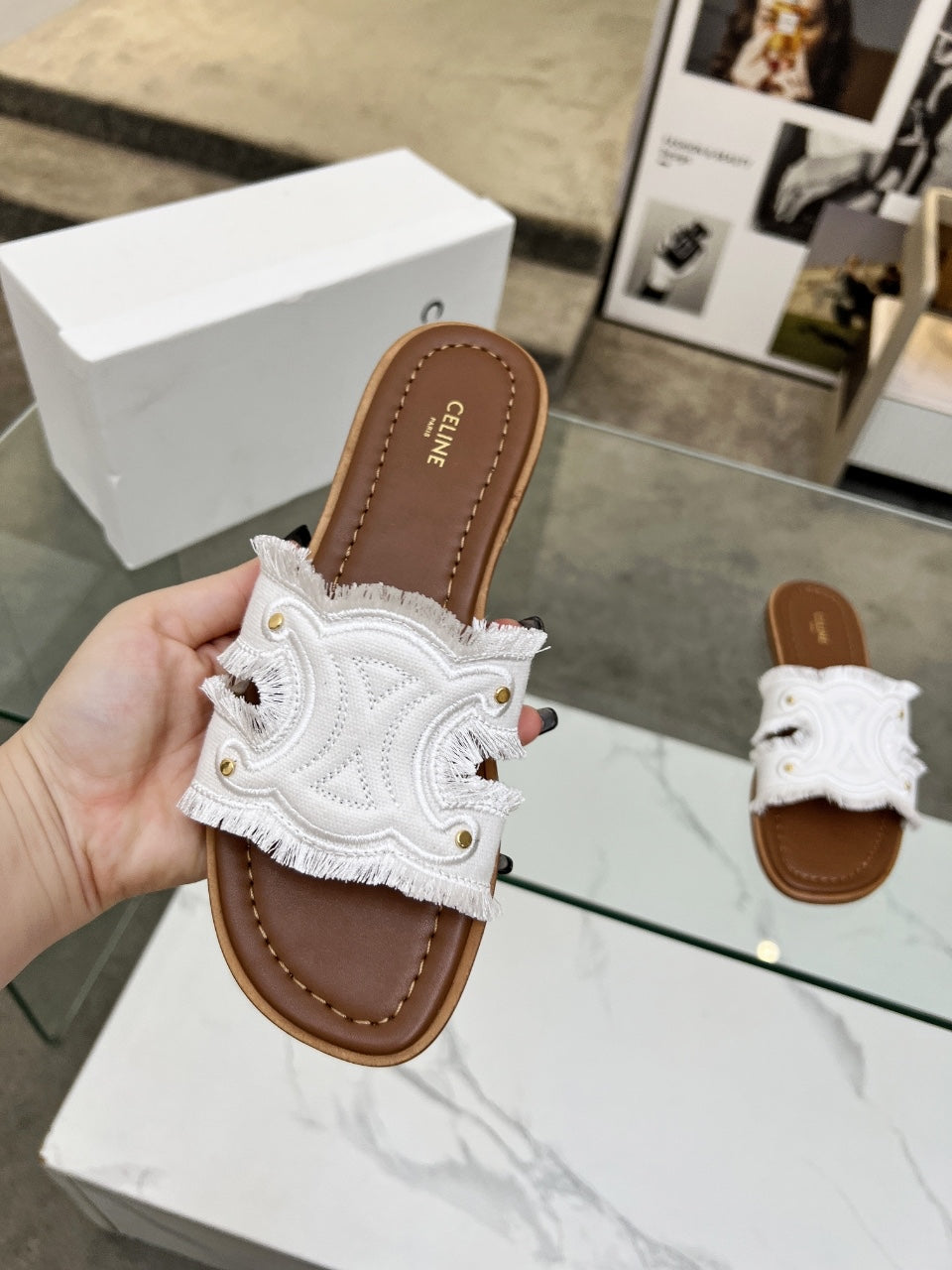 255QA25ZDE Stylish leather shoes