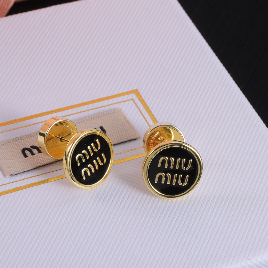 14A713EDE Stylish Earrings