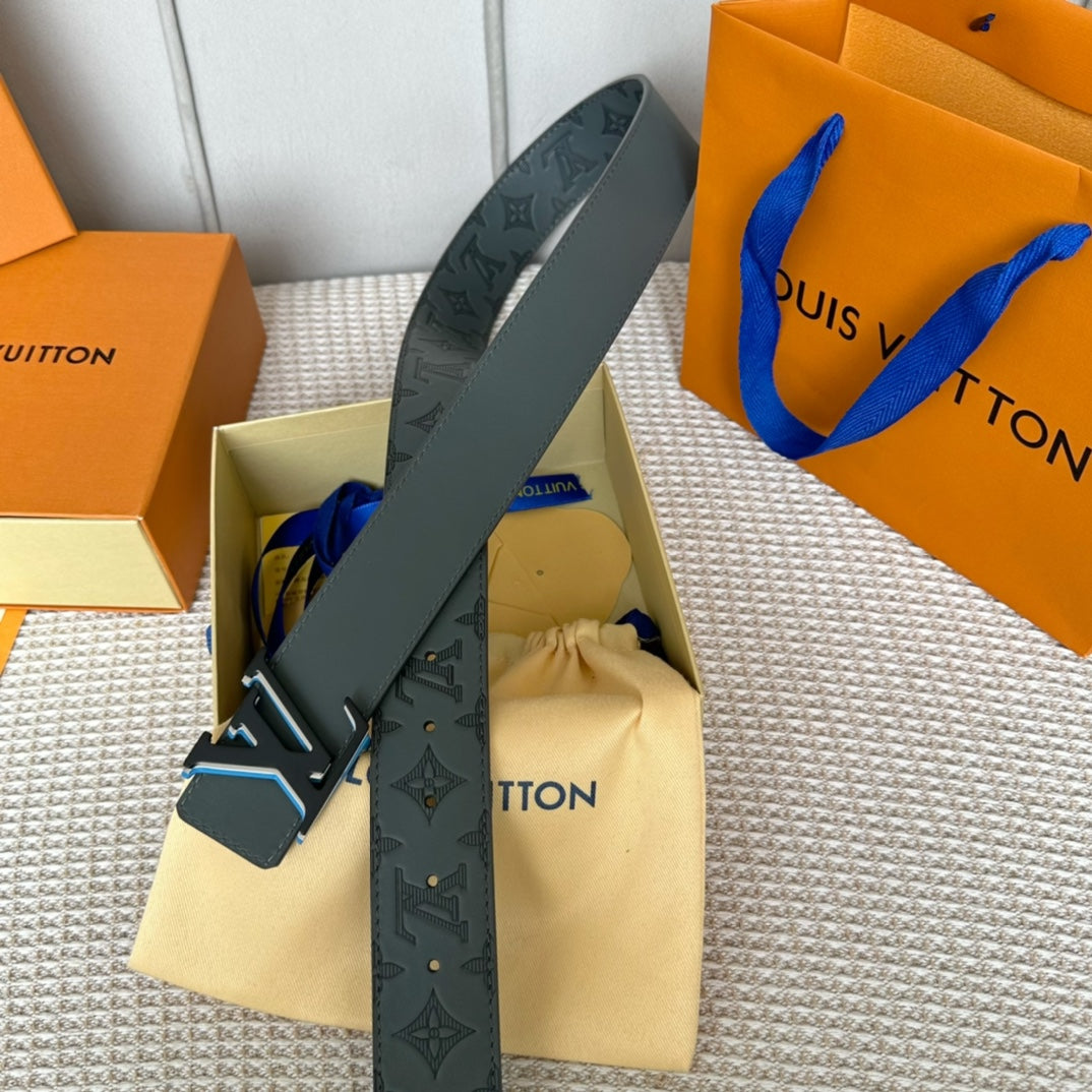 14E55PDE Stylish High quality belt With full package