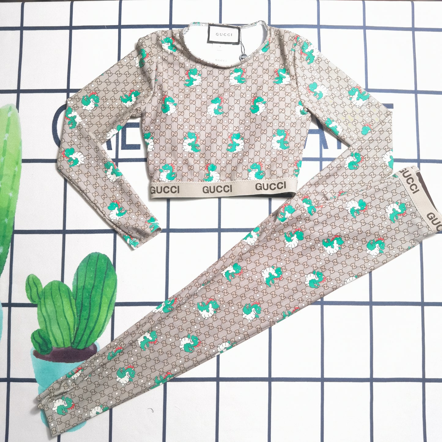 14B132YDE Stylish Long sleeve swimsuit