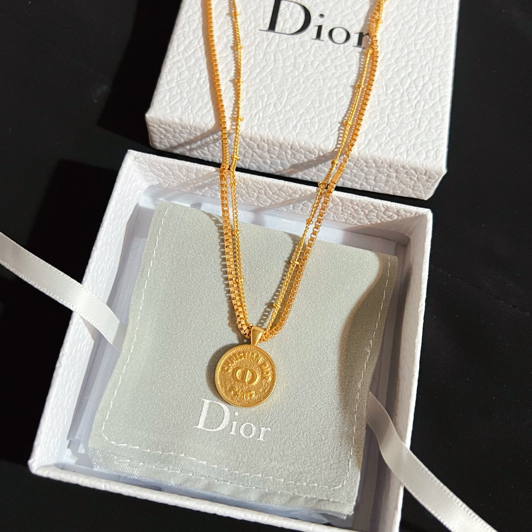 1YD145XDE Stylish Necklaces